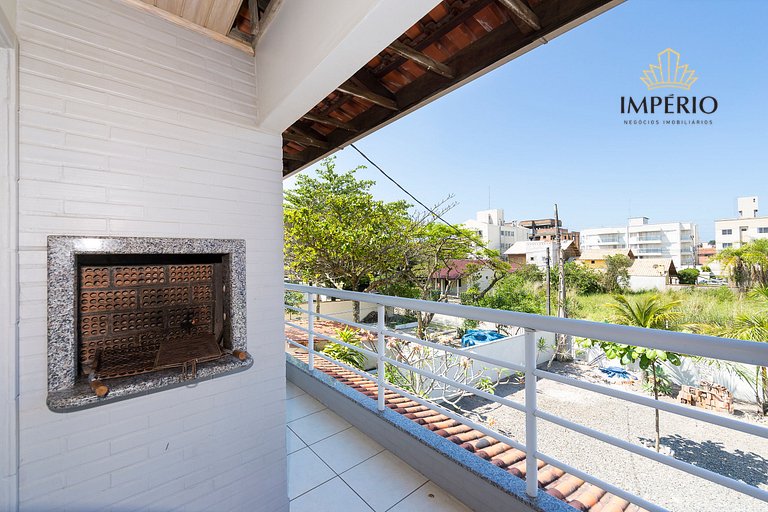 245 - Casa excelente com 4 quartos em Canto Grande