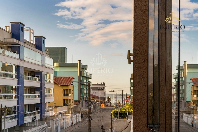 310 - Bela Venezia - Lindíssimo apartamento a 200M do mar