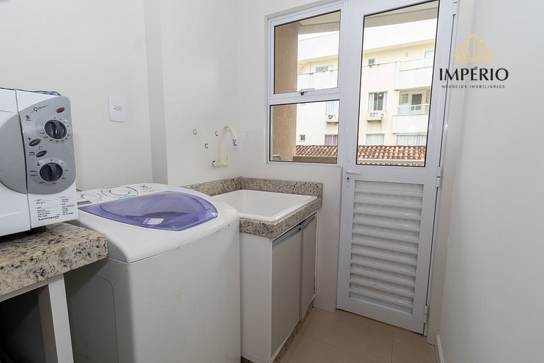 449 - Lindo Apartamento de 3 dormitórios á 100m da praia de