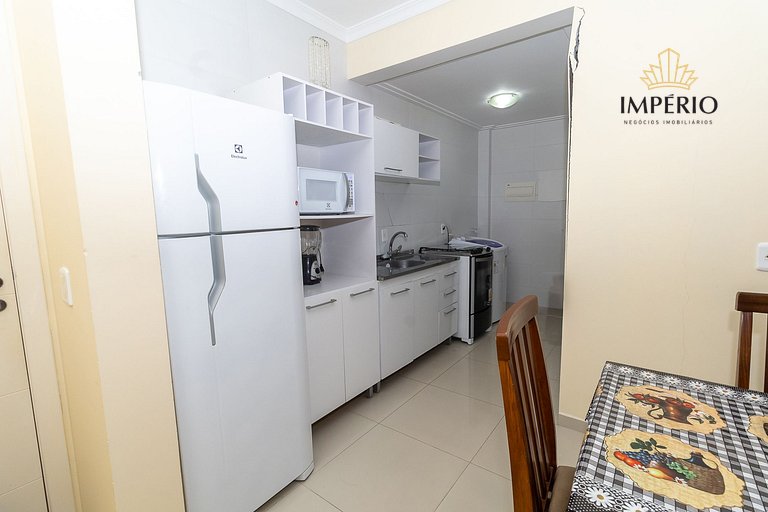 050 - Apartamento 2 dorm para 6 pessoas em Bombas