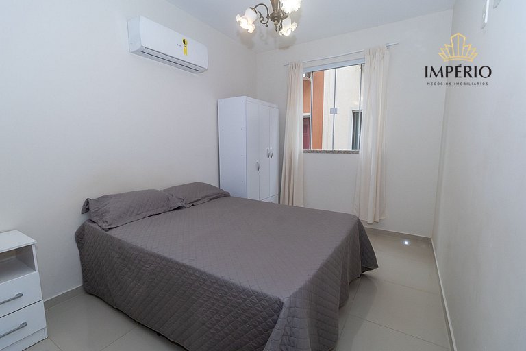 050 - Apartamento 2 dorm para 6 pessoas em Bombas