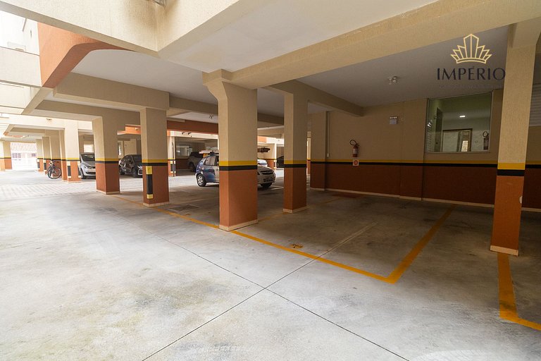 050 - Apartamento 2 dorm para 6 pessoas em Bombas