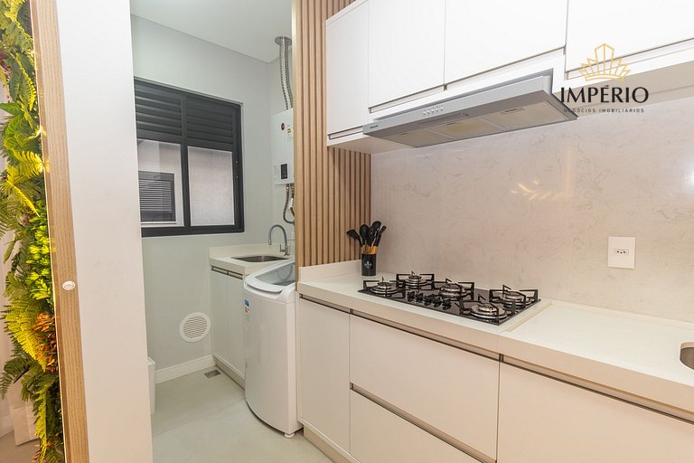 010A - Lindo apartamento 2 dormitórios na praia de Bombas