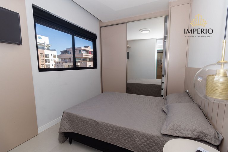 010A - Lindo apartamento 2 dormitórios na praia de Bombas