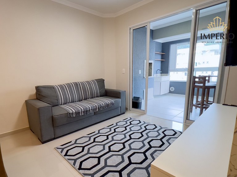 518 - Apartamento com 3 quartos em Bombas