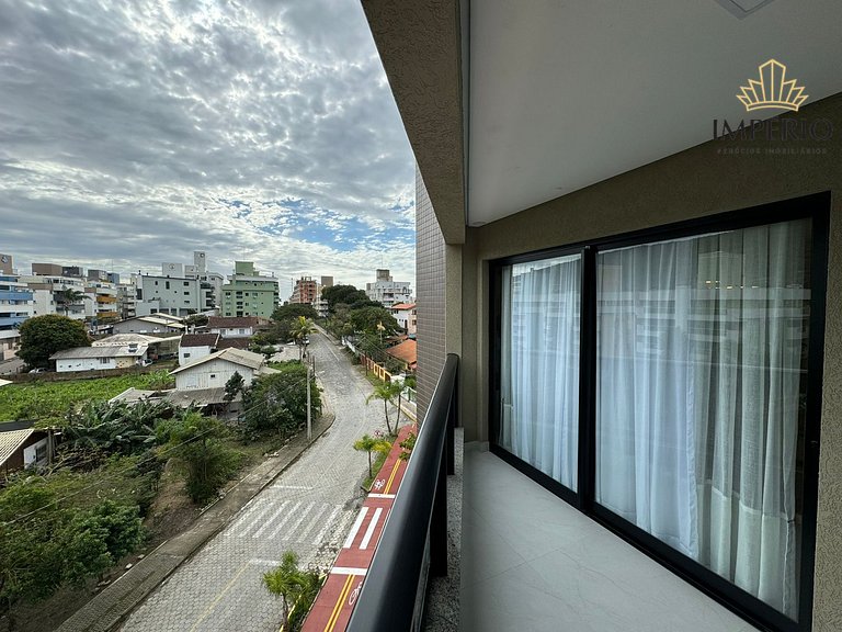 002D - Lindo apartamento na praia de Bombas