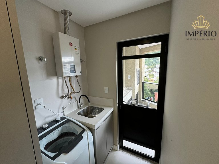 002D - Lindo apartamento na praia de Bombas