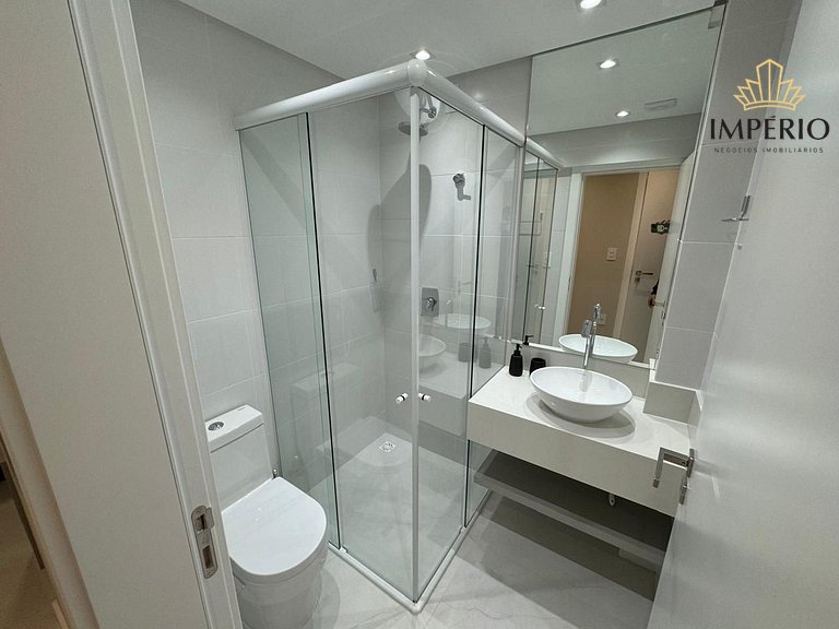 002D - Lindo apartamento na praia de Bombas