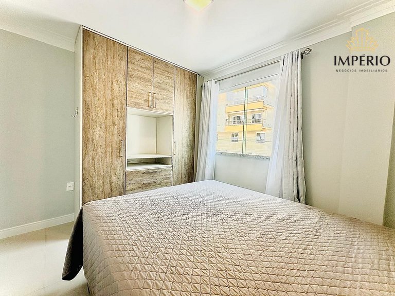 762B - Lindo Apartamento 3 dormitórios na praia de Bombas