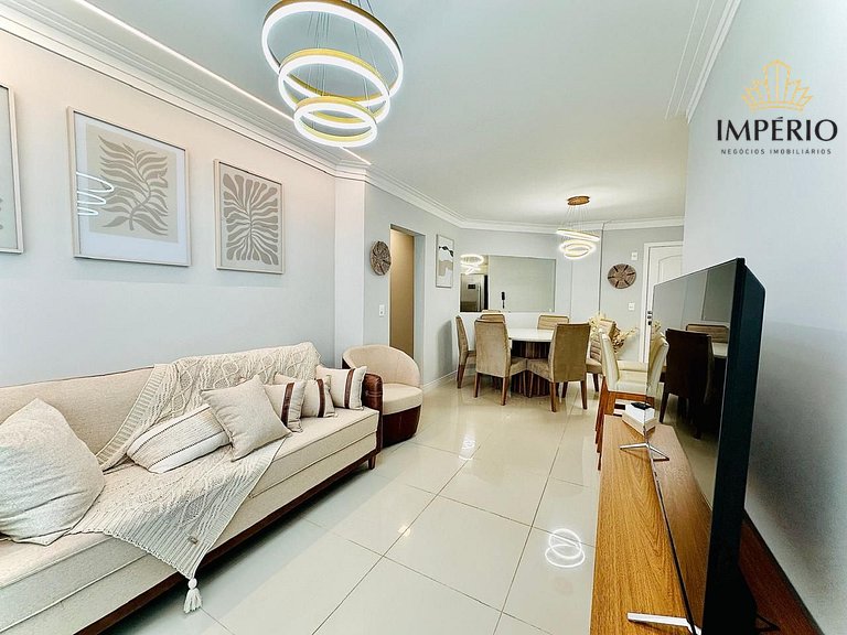 762B - Lindo Apartamento 3 dormitórios na praia de Bombas