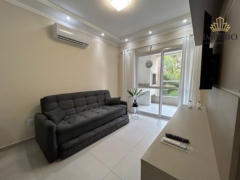 177 - Apartamento aconchegante localizado na praia de Bombas