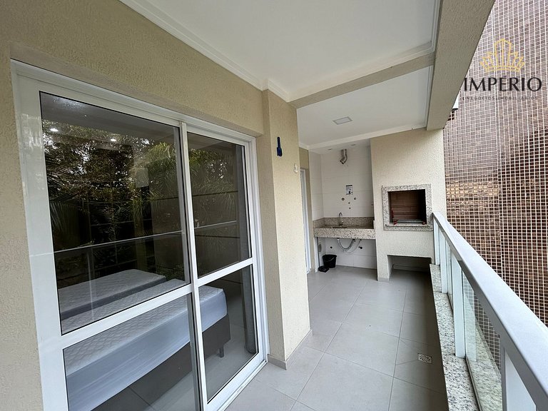 177 - Apartamento aconchegante localizado na praia de Bombas