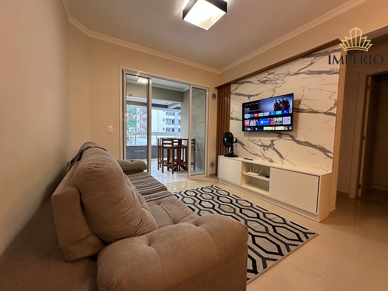 518 - Apartamento com 3 quartos em Bombas