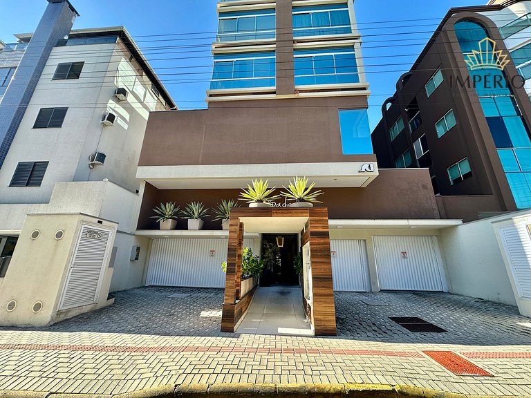 740 - Lindo Apartamento em Bombas