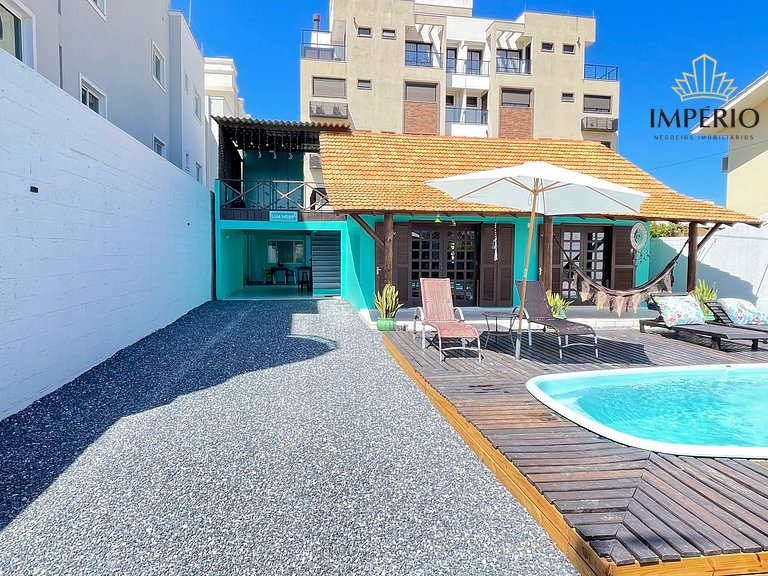 743 - Linda Casa á 160 metros da Praia de Mariscal