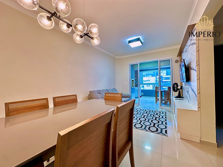 518 - Apartamento com 3 quartos em Bombas