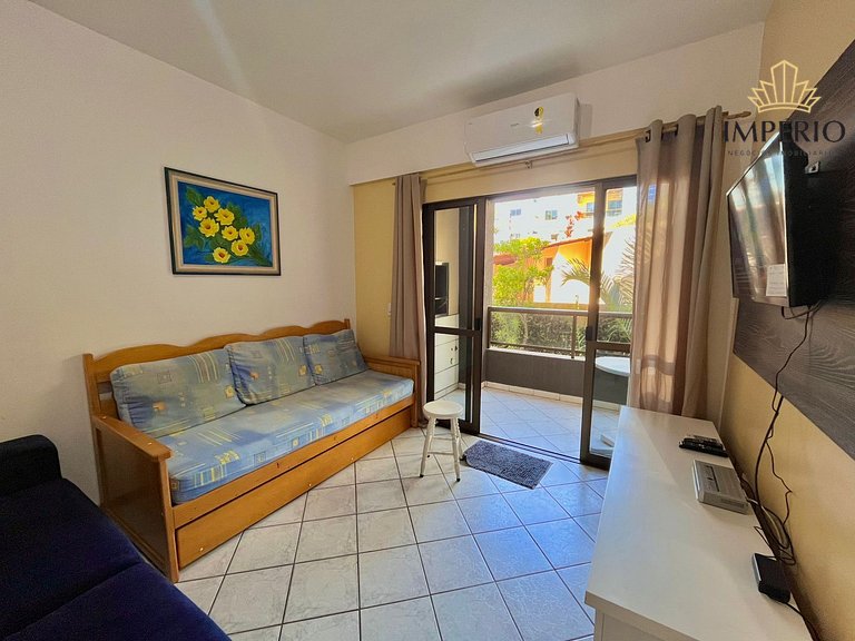 749 - Apartamento 03 dormitórios 50m da Praia de Bombinhas