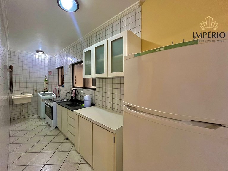 749 - Apartamento 03 dormitórios 50m da Praia de Bombinhas