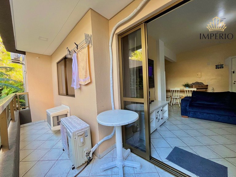 749 - Apartamento 03 dormitórios 50m da Praia de Bombinhas