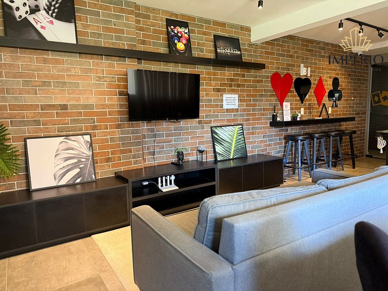 115E - Luxuoso 2 quartos em condomínio fechado em Bombas