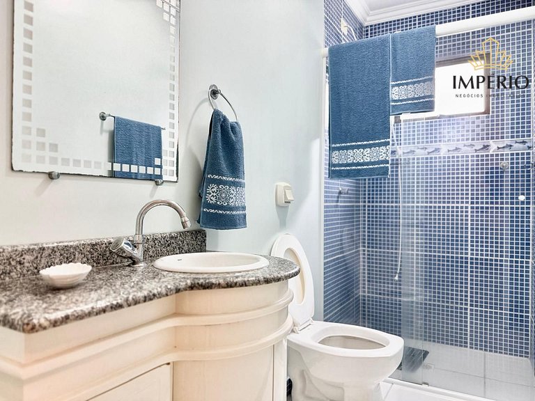 745 - Excelente Apto 2 Quartos na Praia de Bombas