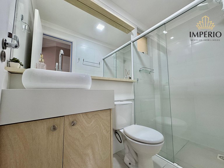 002C - Excelente apartamento 3 quartos em Bombas