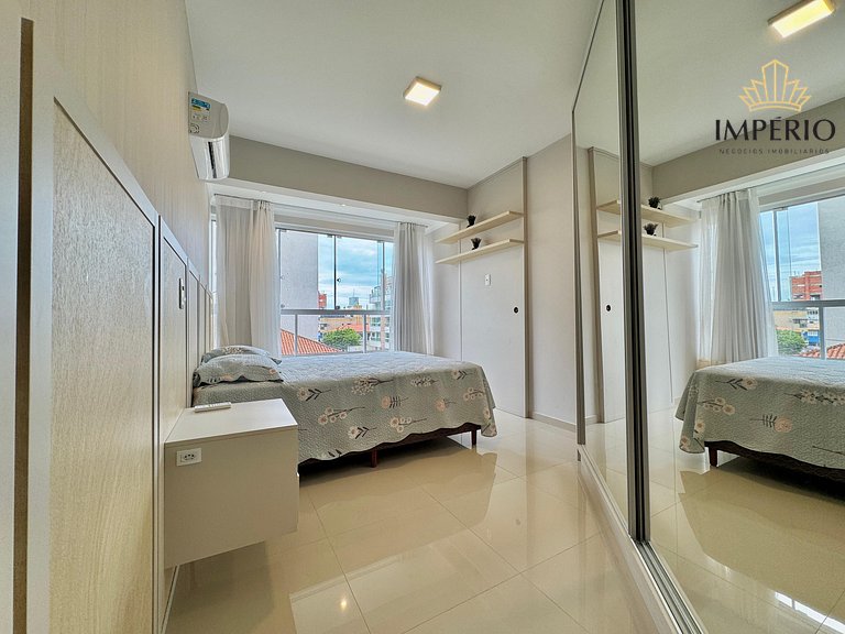 002C - Excelente apartamento 3 quartos em Bombas