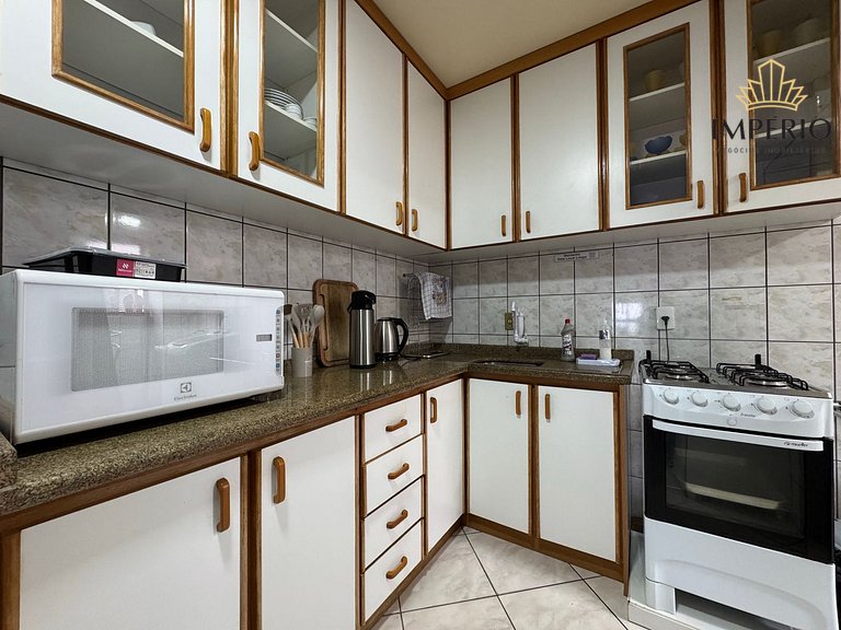 760 - Lindo apto a 30m da praia de Bombinhas