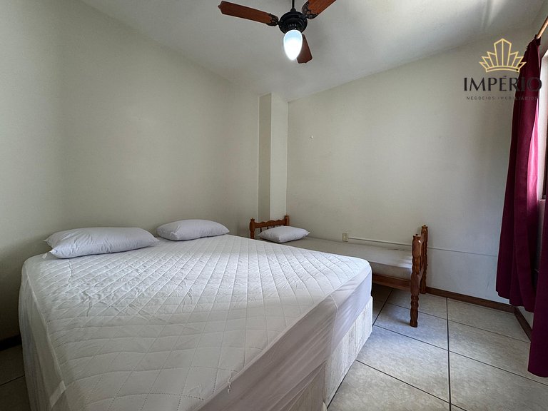 093 - Apto confortável na praia de Bombinhas