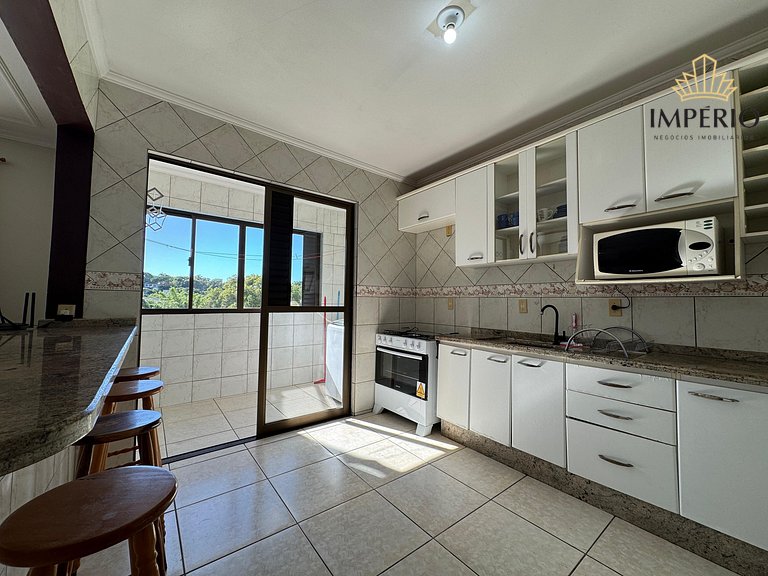 093 - Apto confortável na praia de Bombinhas