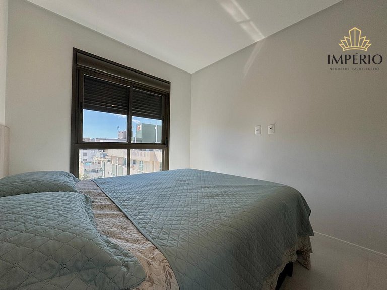 002A - Lindo apartamento no centro de Bombinhas