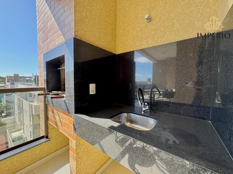 002A - Lindo apartamento no centro de Bombinhas