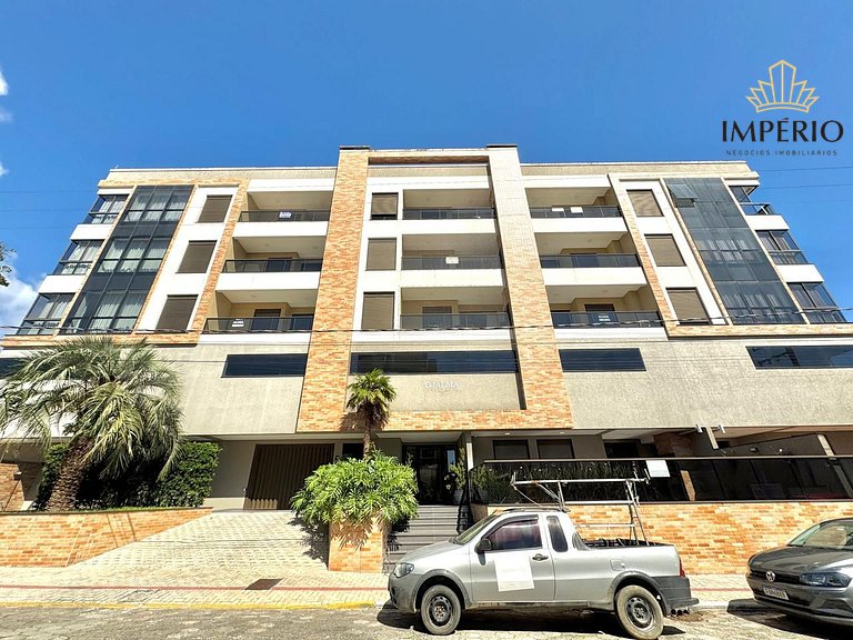 002A - Lindo apartamento no centro de Bombinhas