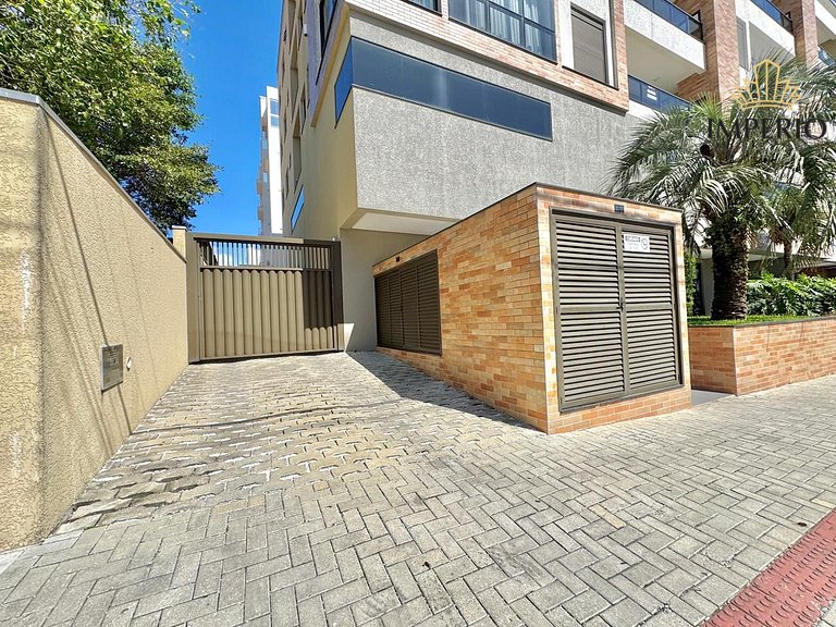 002A - Lindo apartamento no centro de Bombinhas