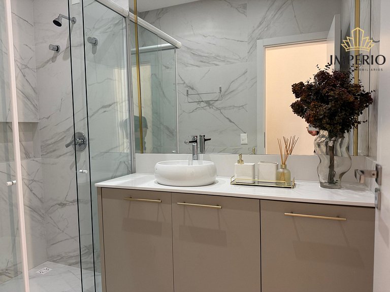 751 - Lindo Beira Mar na Praia de Bombas