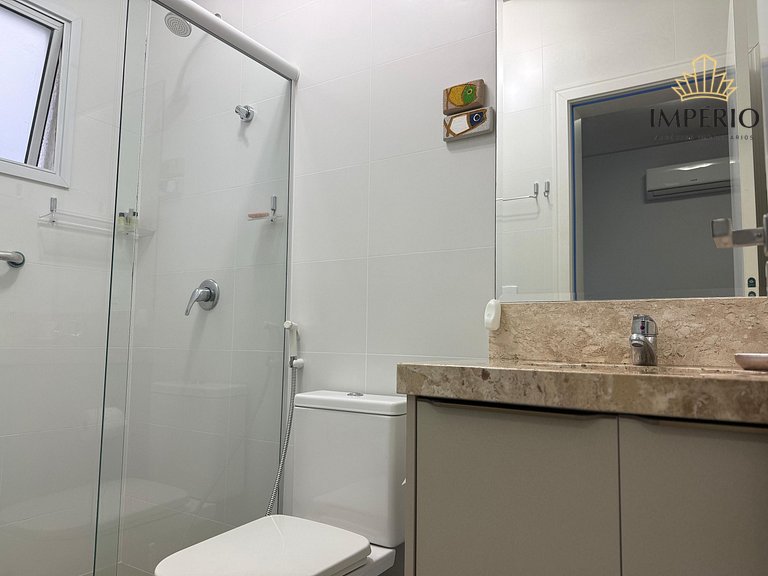 765 - Lindo Apartamento na Praia de Bombas