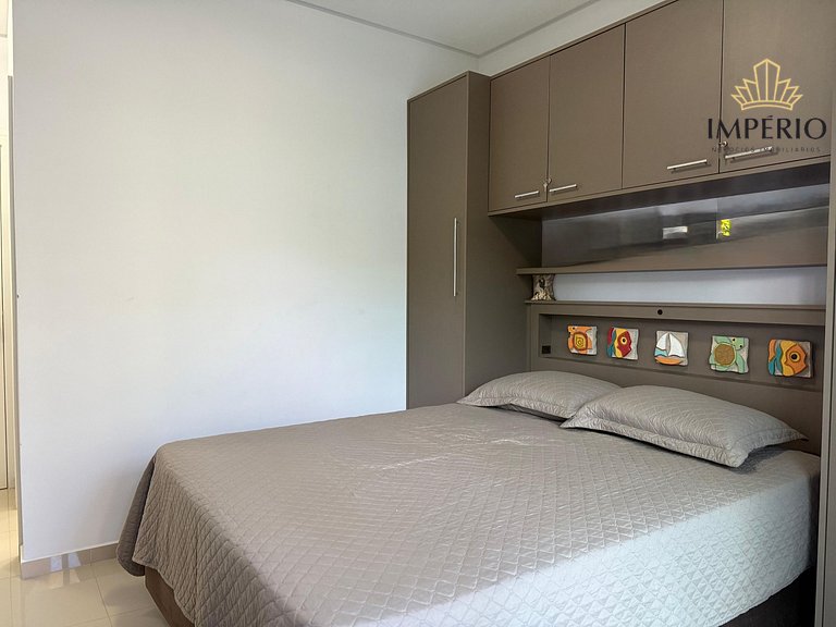 765 - Lindo Apartamento na Praia de Bombas