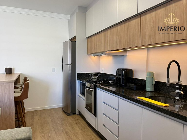 766 - 2 quartos a 250m da Praia de Bombas