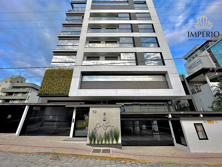 768A - Lindo apartamento na praia de Bombas