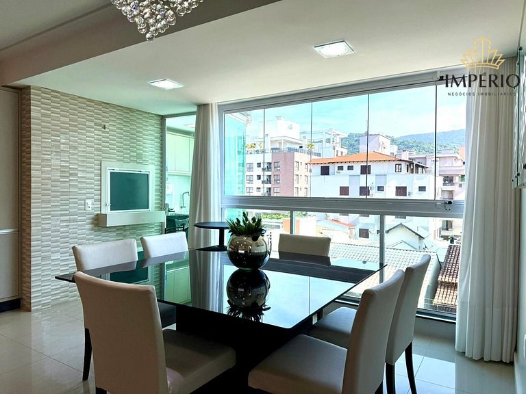 769 - Lindo apartamento na praia de Bombas