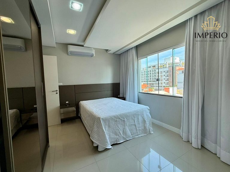 769 - Lindo apartamento na praia de Bombas