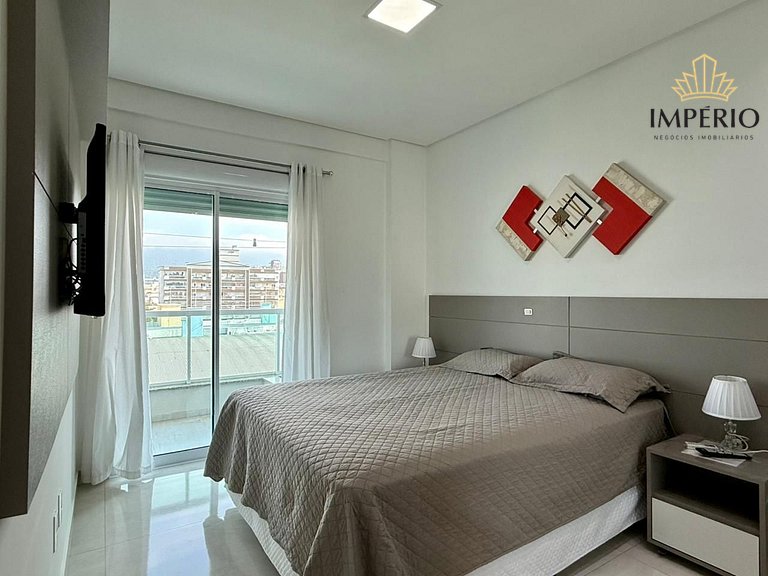 768 - Lindo apartamento a 100M na praia de Bombas