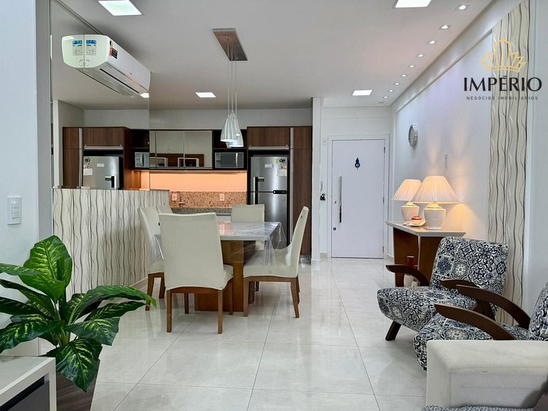768 - Lindo apartamento a 100M na praia de Bombas