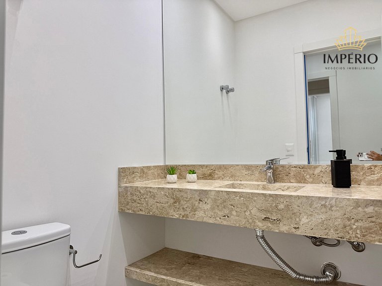 768A - Lindo apartamento na praia de Bombas