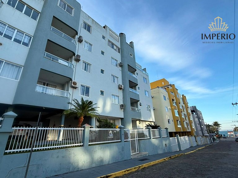 774 - Apto 03 quartos a 140m da praia de Bombas